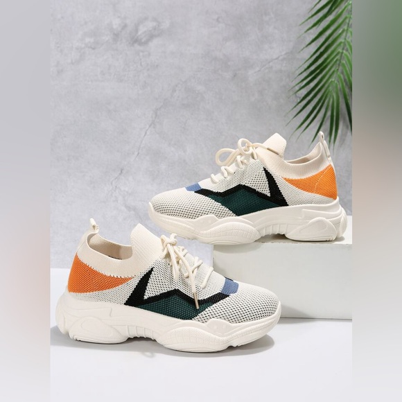 Shein Women Colorblock Lace-Up Front Chunky Sneakers Size 8 -NWOT - Picture 2 of 11